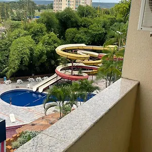 Apartamento Apartamento Golden Dolphin Apto 363, Caldas Novas