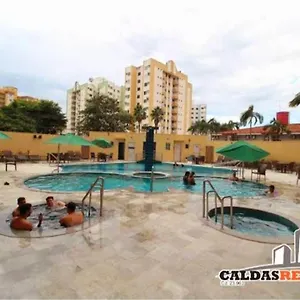 Apartamento Mobiliado Com Area De Lazer, Caldas Novas